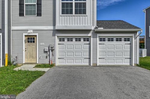 510 Charles Ave, Hanover, PA 17331