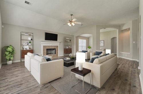 12222 Hawthorne Dr, Montgomery TX 77356-5449 exterior