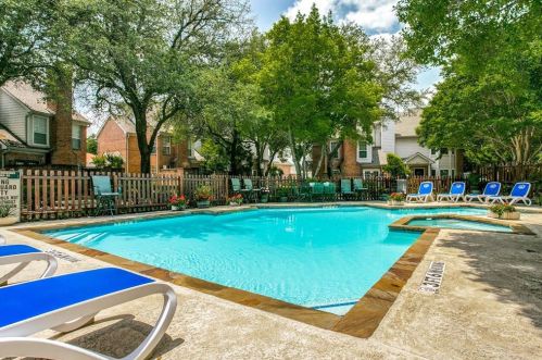 4050 Frankford Rd, Dallas TX 75287-6675 exterior