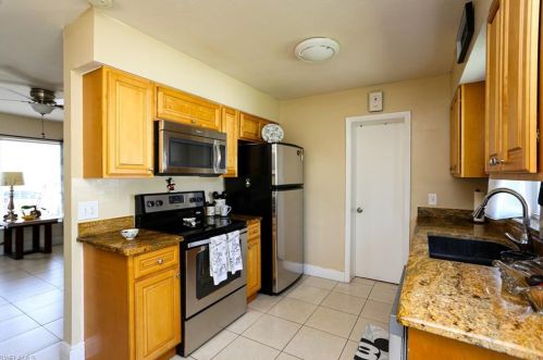 5140 20 Ct, Naples FL exterior