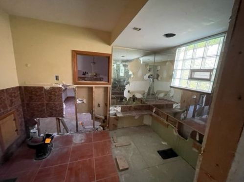 4342 Thomas St, Chicago IL 60651-3129 exterior