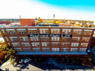 344 Saint Joseph St, New Orleans LA  70130-3677 exterior