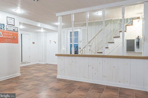 456 Gladstone Ave, Tavistock NJ 08033-4005 exterior