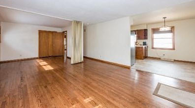 1908 Ave, Waukegan IL 60087-5112 exterior