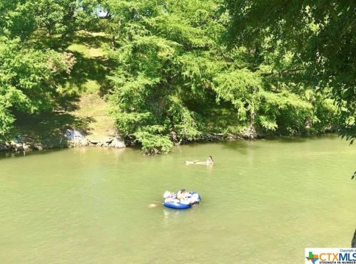 1314 Whispering Water, Spring Branch TX 78070-5613 exterior