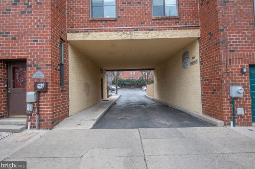 826 26 St, Philadelphia PA 19121-4602 exterior