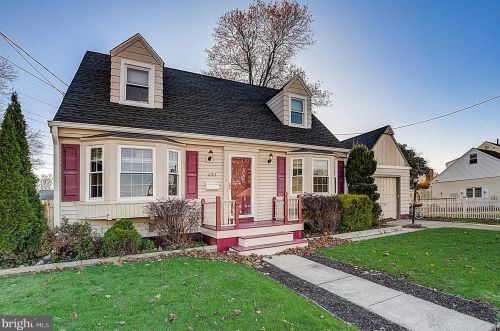 625 Mcclellan Ave, Trenton, NJ 08610-5625