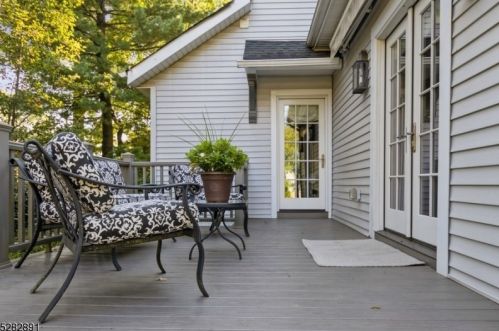 238 Clark St, Westfield NJ 07090-4012 exterior