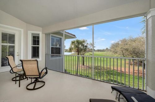 4715 Shinnecock Hills Ct, Naples FL 34112-7947 exterior