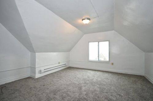 411 Kambach St, Pittsburgh PA 15211-2112 exterior