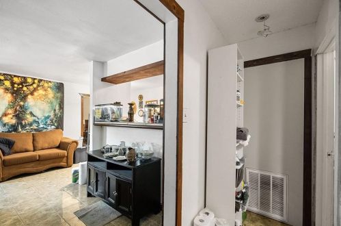 4711 Blueberry Trl, Austin TX 78723-5308 exterior