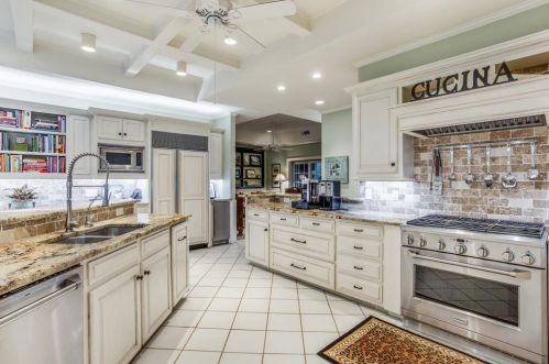 12524 Degas Ln, Dallas TX 75230-1752 exterior