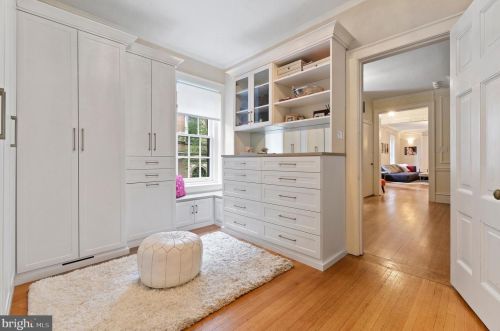 326 21 St, Philadelphia PA 19130-3237 exterior