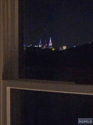 234 5th St, Fairview NJ 07022-1440 exterior