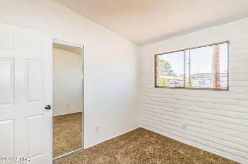 3051 Eastview Ave, Tucson AZ  85730-2905 exterior