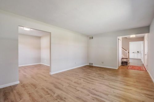 4870 82, Milwaukee WI 53220-4219 exterior