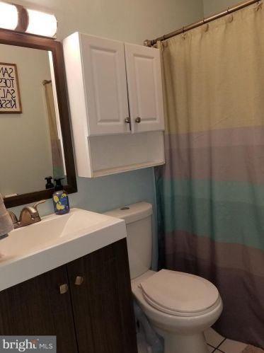 402 Wisconsin Trl, Browns Mills NJ 08015-5621 exterior