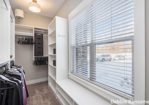 1839 Starr View Ln, Middlevle MI 49333-8061 exterior