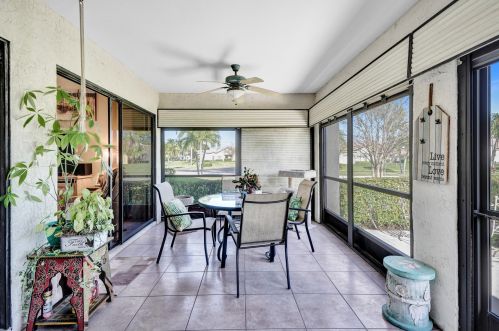 8366 Mooring Cir, Boynton Beach FL 33472-2308 exterior