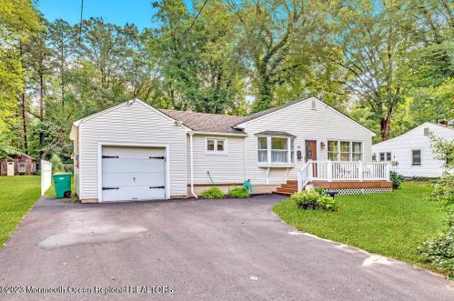 30 Cedar St, Plumsted Township NJ 08533-1703 exterior