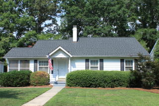 913 Pamlico Dr, Greensboro NC  27408-8509 exterior