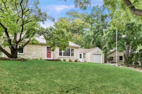 551 116, Milwaukee WI 53226-3610 exterior