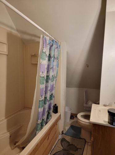 1411 Hayes Ave, Milwaukee WI 53215-3139 exterior