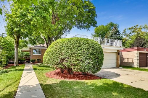 6874 Lehigh Ave, Chicago IL  60646-1406 exterior