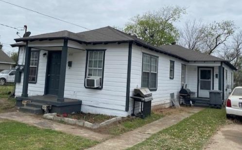 4307 Frank St, Dallas TX 75210-2019 exterior