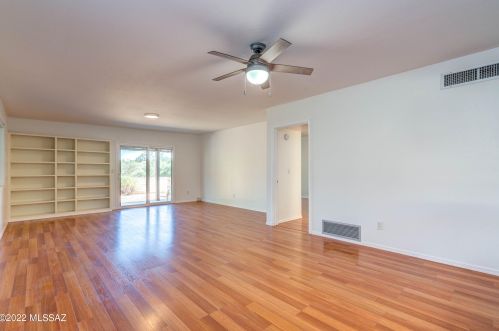 5048 Placita Del Lazo, Tucson AZ  85750-1529 exterior