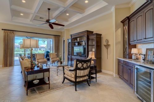 5597 Hammock Is Dr, Naples FL 34119-4692 exterior