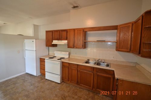 3015 Gordon Ct, Tampa FL  33619-1838 exterior