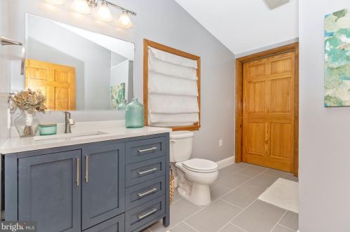 120 Piping Rock Dr, Silver Spring MD 20905-5863 exterior