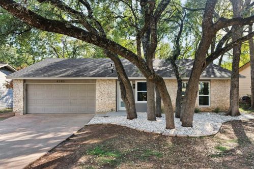 4105 Balboa Ln, Austin, TX 78727-5902