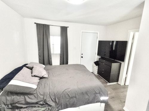 227 Garfield Ave, Oxnard CA  93030-3612 exterior