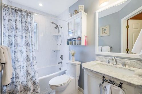 7713 Ahoy Ave, Naples FL 34109-7647 exterior