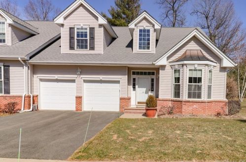 4 Marble Faun Ln, Windsor, CT 06095-4766