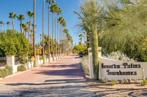 977 Palma De Pina, Tucson AZ 85704-3957 exterior