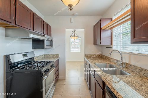 1502 Edgemont Ave, Phoenix, AZ 85006-1130