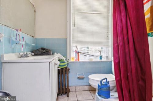 2113 65 St, Philadelphia PA 19139-1006 exterior