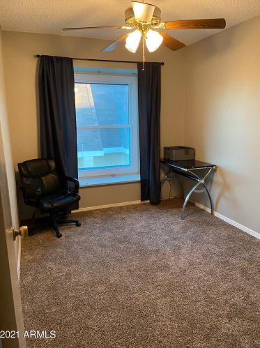 8413 34th Ave, Phoenix AZ 85053-2909 exterior