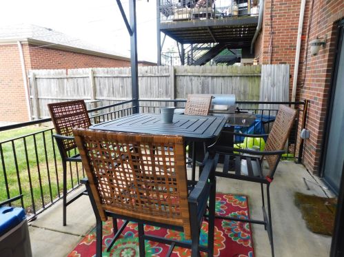 11148 Kedzie Ave, Chicago IL 60629-3532 exterior