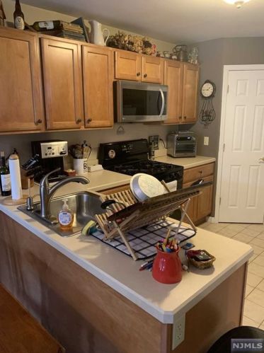 11 Hamburg Tpke, Kinnelon NJ 07405-1541 exterior