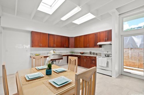 1952 Bertram St, Honolulu HI 96816-2006 exterior