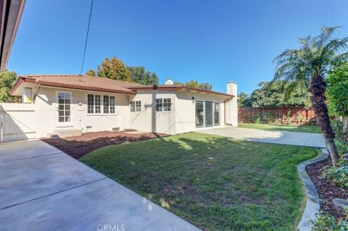 518 El Camino Dr, Fullerton CA  92835-4023 exterior