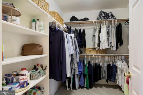 916 Brick Mnr Cir, Silver Spring MD 20905-3819 exterior