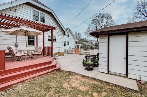 8203 Portland Ave, Milwaukee WI 53213-3015 exterior