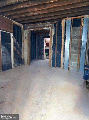 1121 Hancock St, Philadelphia PA 19133-3830 exterior