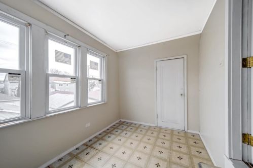 2719 Kildare Ave, Chicago IL 60629-5020 exterior