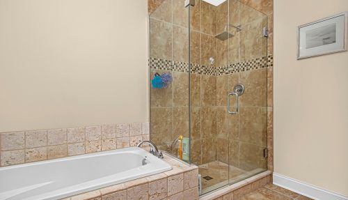 3935 Drake Ave, Chicago IL 60618-2219 exterior